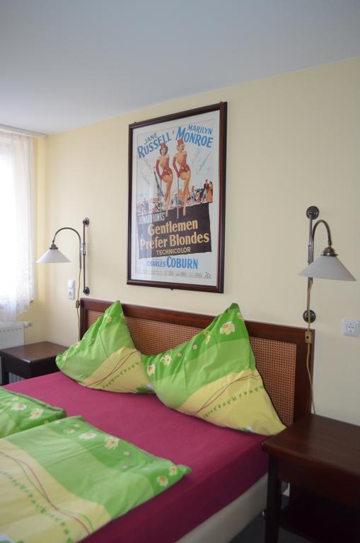 Gasthof Alter Felsenkeller Naumburg  Habitación foto